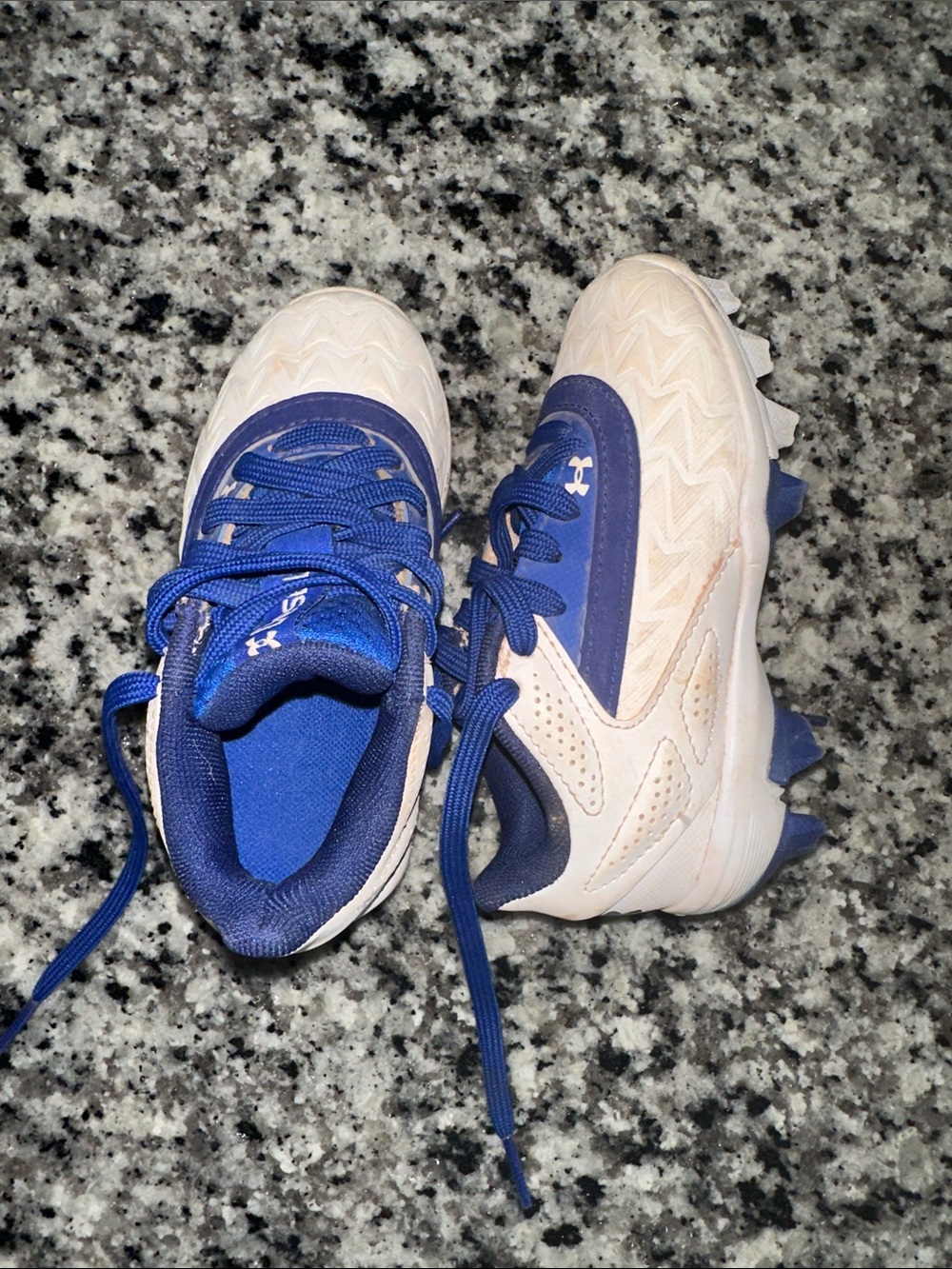 Under Armour Kids Blue and Cream Baseball Cleats